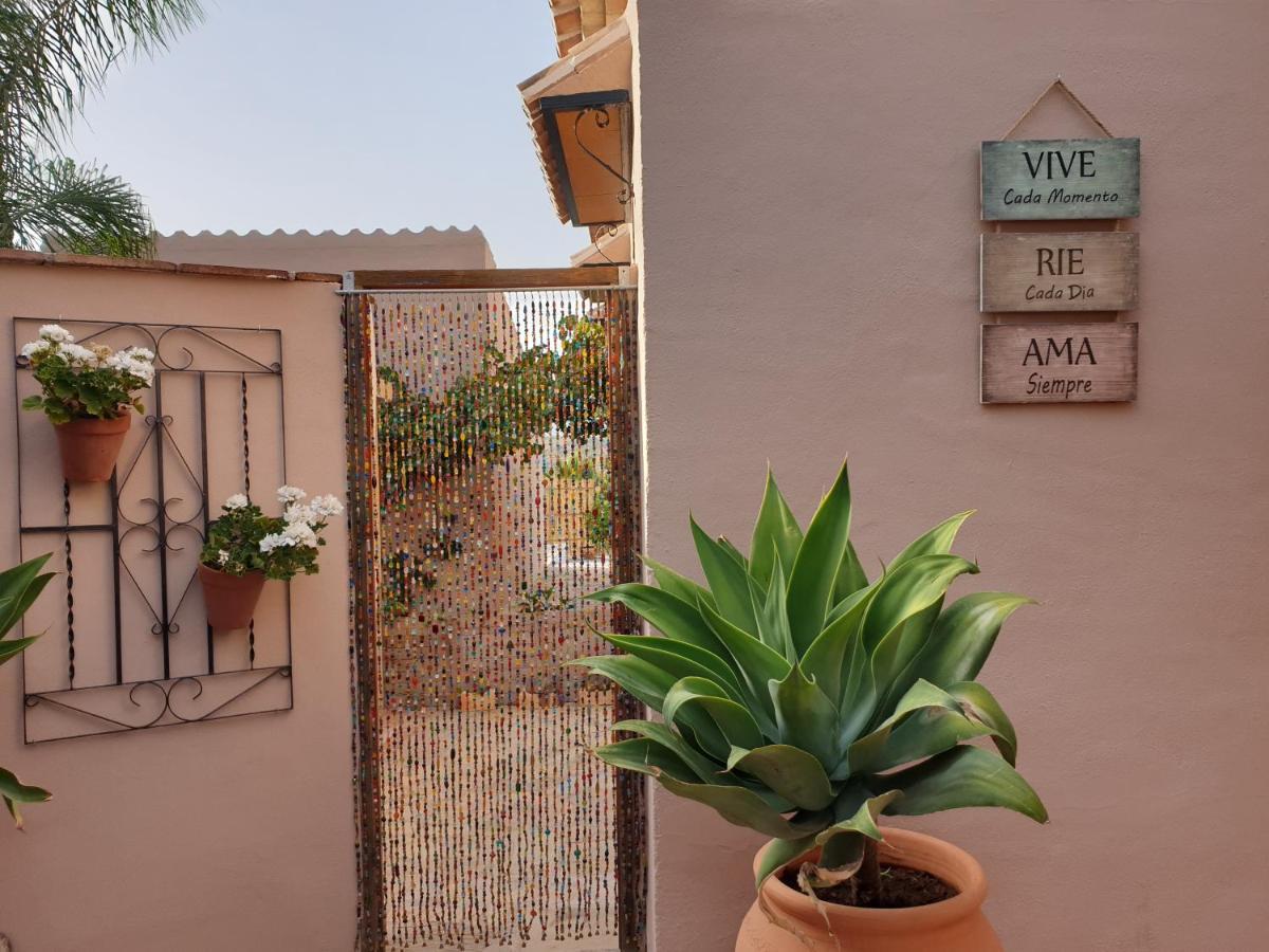 Casa Alegría Andaluza Acomodação com café da manhã Los Romanes Exterior foto